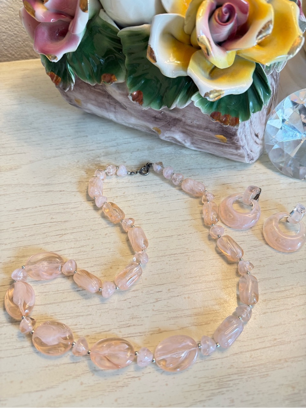 Vintage pink jewelry necklace set